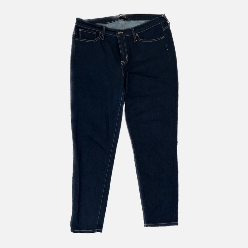 Like NEW! — J. Crew Mercantile Skinny Jeans Dark Wash Mid Rise Style, Size 33
